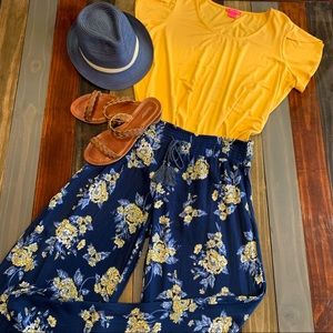 No Boundaries Blue Floral Casual Pants LNWOT